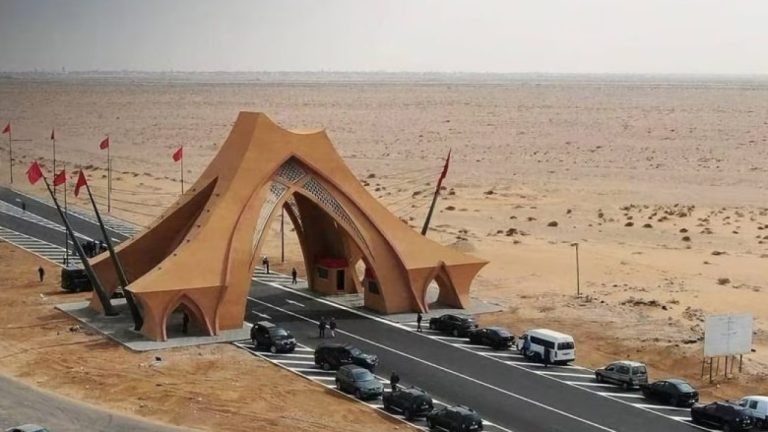 نائب بريطاني: على المملكة المتحدة أن تعترف بمغربية الصحراء