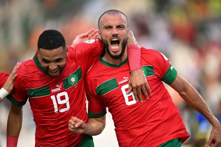 المنتخب الوطني يستهل مشواره في “الكان” بثلاثية أمام تنزانيا