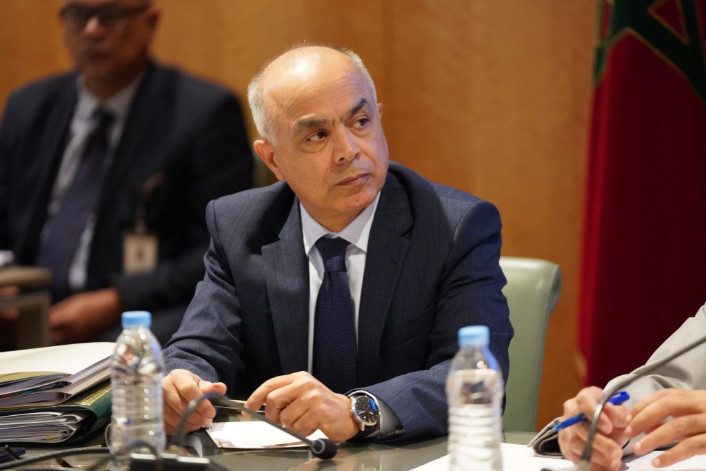 بنموسى يدعو إلى محاربة التدخين بمؤسسات التربية والتكوين