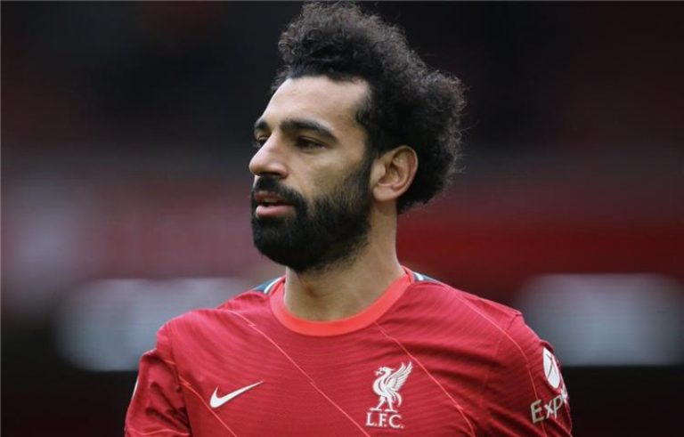 محمد صلاح يكشف سر “تغيير الحذاء” بين شوطي مواجهة نيوكاسل