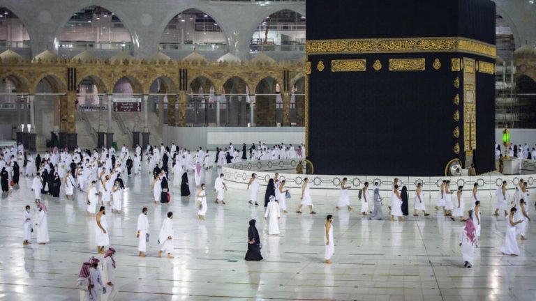 انطلاق المرحلة الثانية لاستخلاص مصاريف الحج للمسجلين بلوائح الانتظار