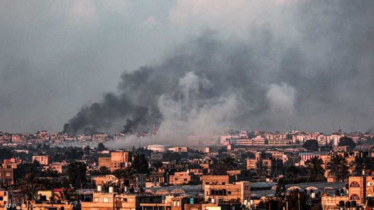 مق.تل 23 شخصا في غارة إسرائيلية على منزل ممثل بغزة