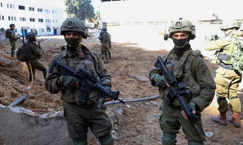 جنود الاحتلال يستولون على 54 مليون دولار من بنك في غزة