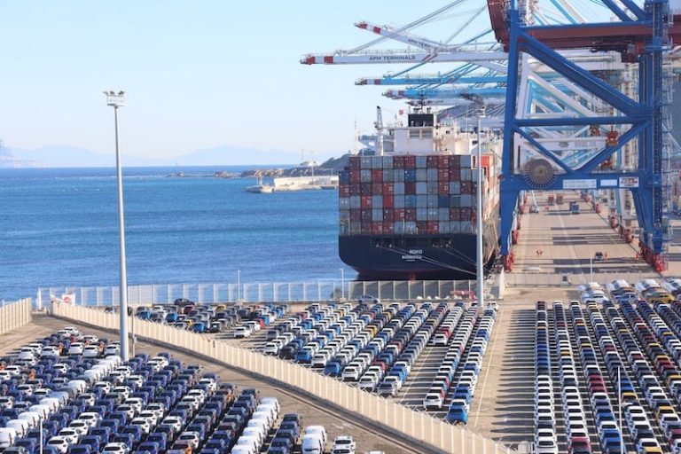الموقع الجغرافي المتميز للمغرب يؤهله ليكون بوابة نحو افريقيا