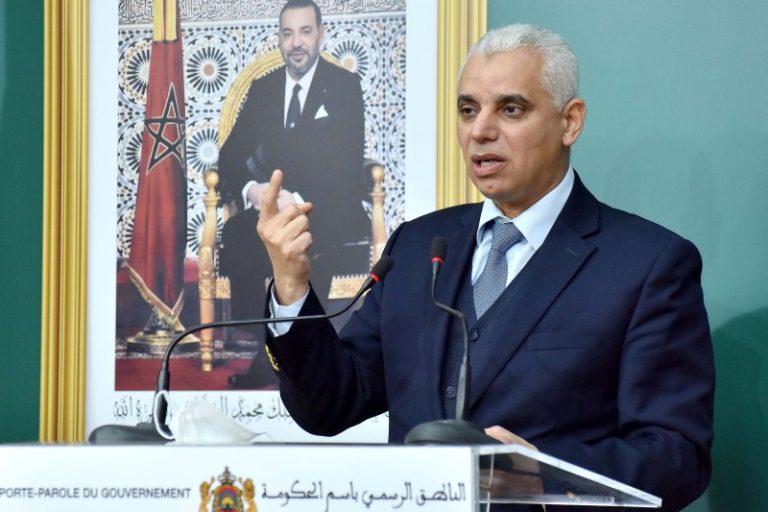 بعد شل المستشفيات العمومية.. بوادر الحل تلوح في الأفق