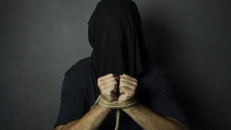 لـ"إطالة إجازته".. سائح يدّعي اختطافه في تايلاند