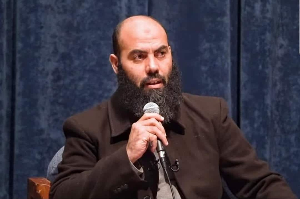 بعد "تبخيس مجهوداتهم".. الأطباء يردون على الداعية ياسين العمري