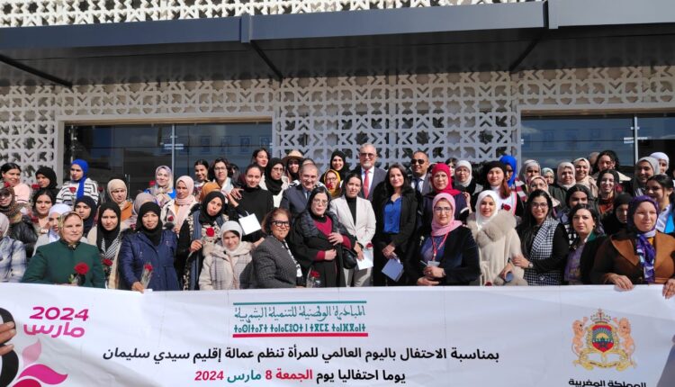 إحتفالا بيومها العالمي.. المرأة والفتاة في صلب اهتمامات المبادرة الوطنية للتنمية البشرية