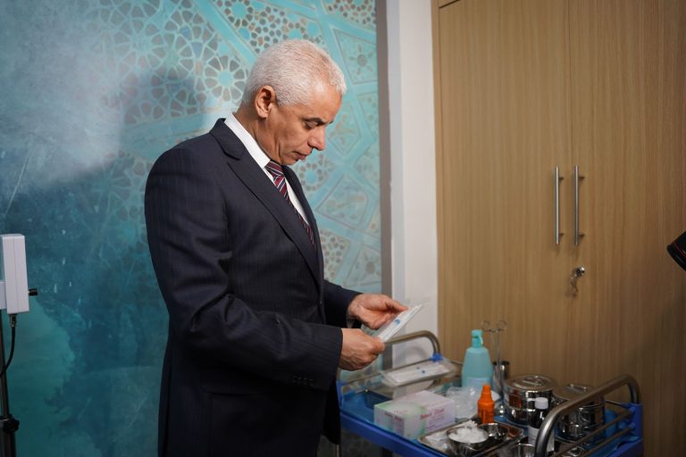 آيت الطالب يطلق خدمات 27 مركزا صحيا بجهة طنجة تطوان الحسيمة