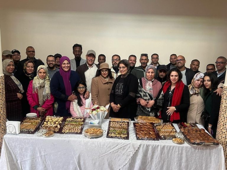 الشرطة الإدارية بجماعة مراكش تحتفي بموظفات المصلحة بمناسبة 8 مارس