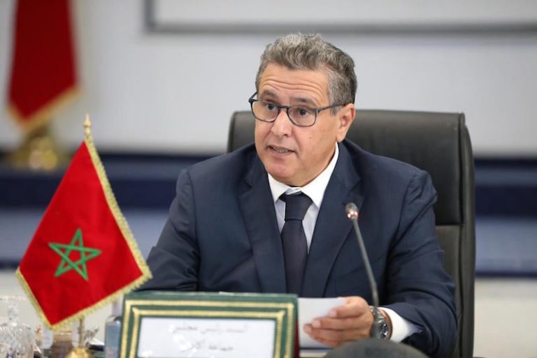 أخنوش يمثل الملك في مؤتمر الاستجابة الانسانية الطارئة في غزة