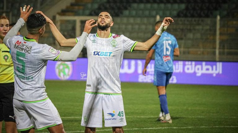 الرجاء يفوز على السوالم ويواصل مطاردة الجيش الملكي