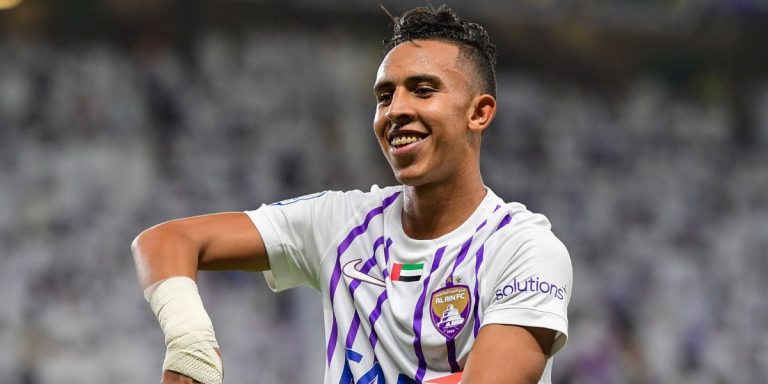 رسميا.. الركراكي يعيد رحيمي إلى المنتخب الوطني المغربي