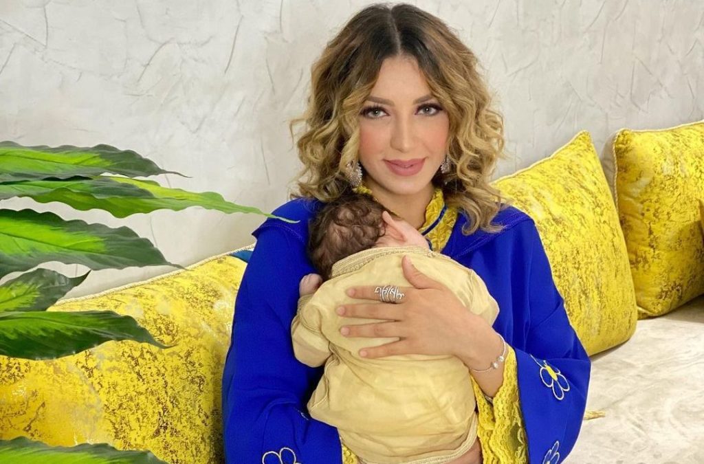 الفنانة رجوى الساهلي: "بابات ولدي مات فالحرب"