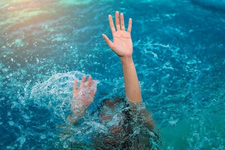 اشتوكة: هرب من موجة الحر.. غرق شاب بشاطئ تفنيت