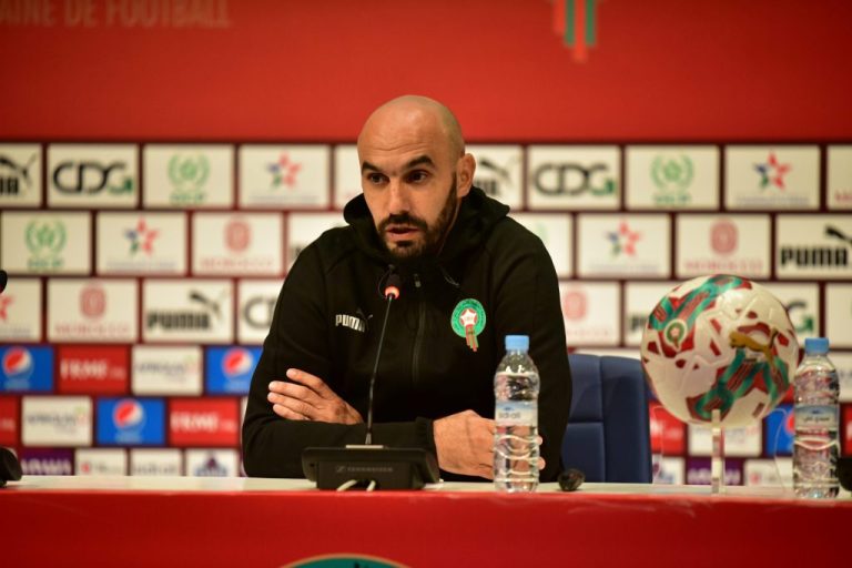 الركراكي يعقد ندوة صحفية قبل مواجهة موريتانيا