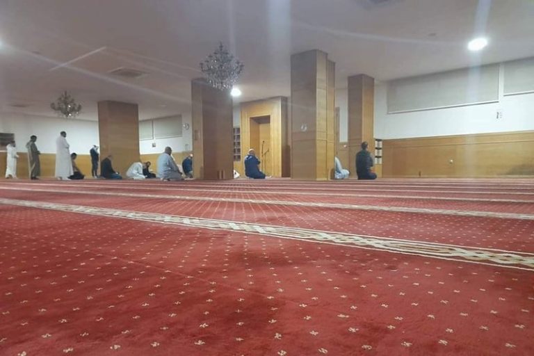 المساجد في رمضان و بعده.. تراجع في الإقبال مع بداية شوال