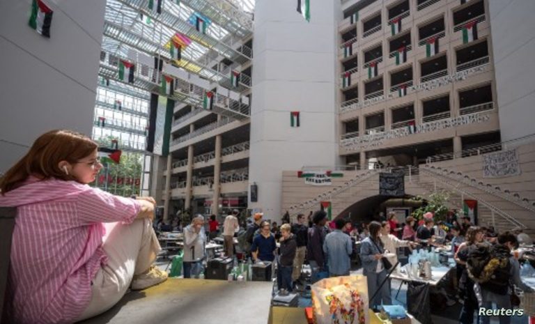 سويسرا.. الشرطة تُخرج الطلاب المؤيدين للفلسطينيين من جامعة جنيف