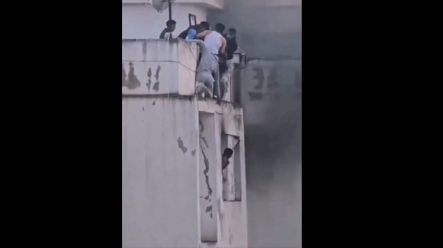 تمارة.. شبان ينقذون طفلين من حريق مهول ونشطاء يشيدون ببطولتهم