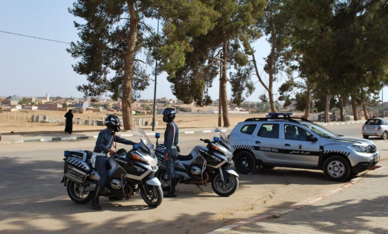 حافلة لنقل العمال تــ.ـنهي حياة دركي من فرقة الدراجين بطنجة
