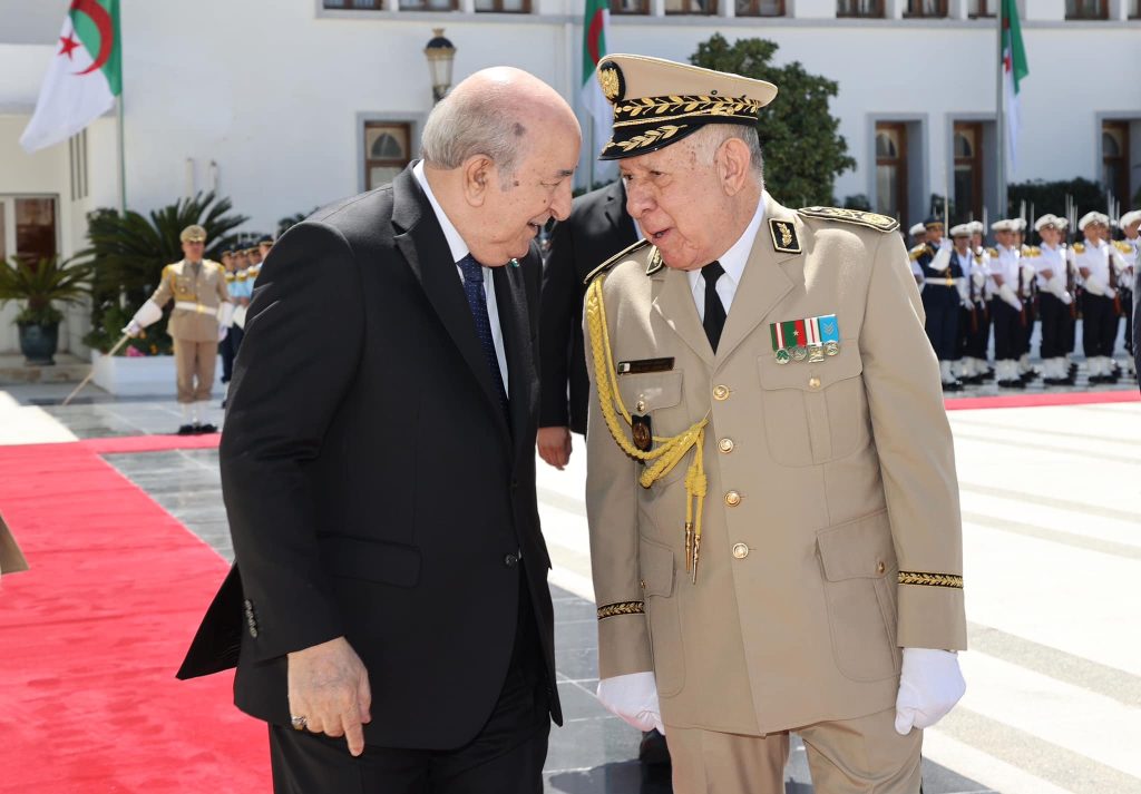 العسكر الجزائري يُعِد الشعب ذهنيا لمقاطعة منتخب بلادهم ل "كان" المغرب 2025