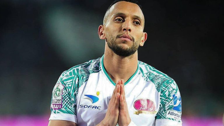 زوجة وطفلة لاعب الرجاء البيضاوي " الزرهوني" ضمن ضحايا الشغب بأكادير