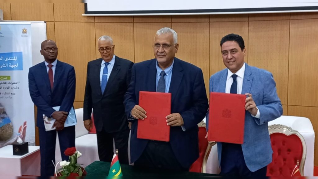 وجدة .. توقيع اتفاقية تعاون وشراكة بين جهة الشرق وجهة اترارزة الموريتانية