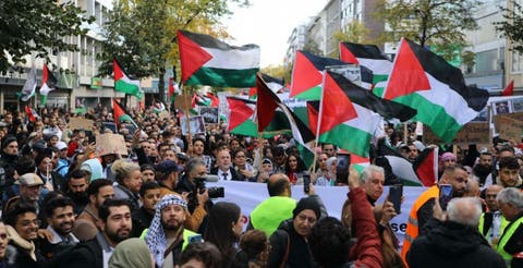 ألمانيا : إعجاب واحد على منشور داعم لفلسطين قد يعرضه للطرد
