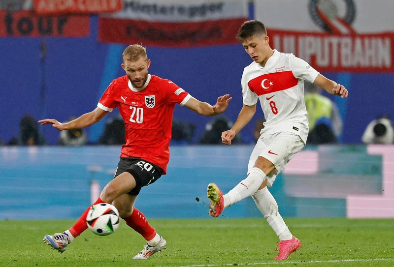 تركيا تحقق فوزا مثيرا وتتأهل لربع نهائي كأس أمم أوروبا