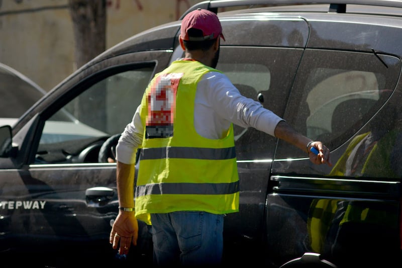 اكادير: اعتقال ستة من أصحاب "الجيليات الصفراء" بسبب ابتزازهم للسائقين