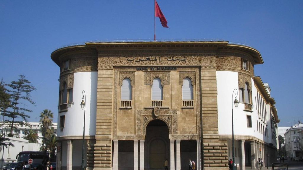 الدرهم يرتفع بأكثر من 1 في المائة مقابل الدولار