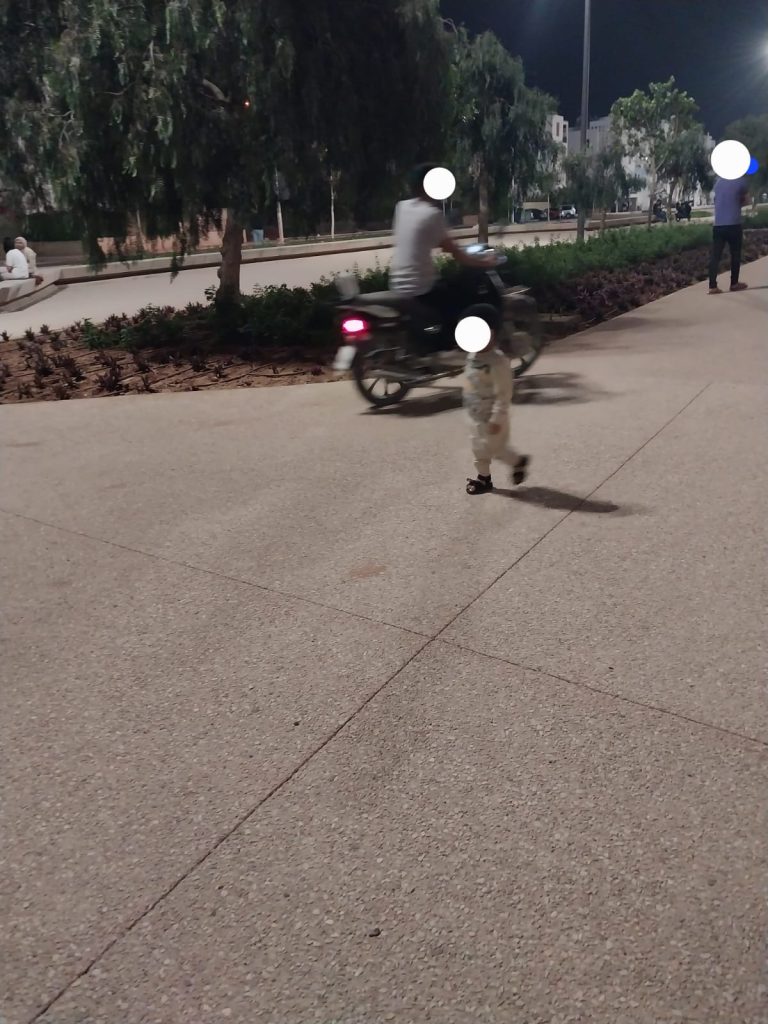 أكادير: فوضى الدراجات بالساحات العمومية تسائل السلطات