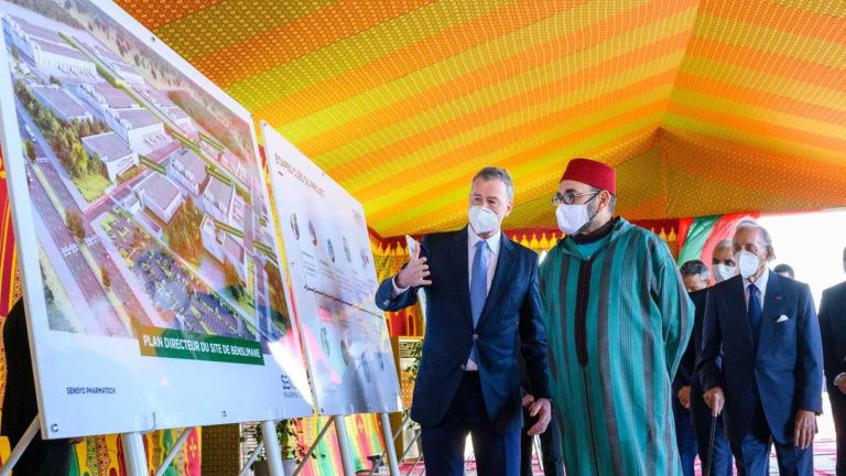 أكبر مصنع لإنتاج الأدوية في إفريقيا.. مشروع ملكي ساهم في توفير حاجيات المملكة