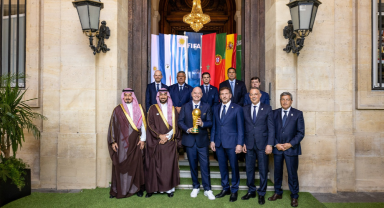 كأس العالم 2030.. المغرب، إسبانيا والبرتغال يقدمون رسميا ملف الترشيح المشترك إلى "فيفا"