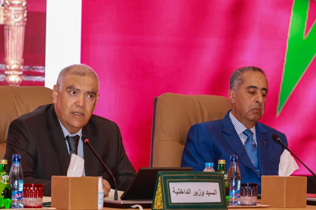 وزير الداخلية يعقد لقاء عمل مع ولاة و عمال جميع جهات المملكة
