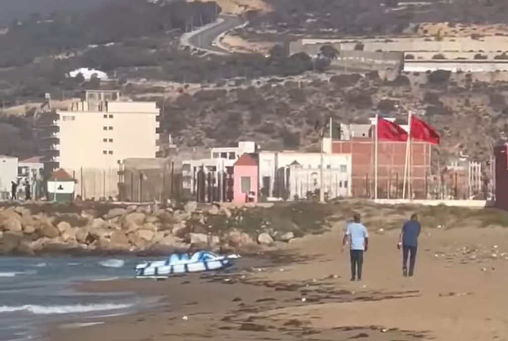 السعيدية .. اختراق دواسة مائية جزائرية للمياه المغربية والسلطات تفتح تحقيقا