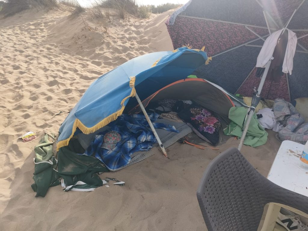 السعيدية .. حملة واسعة ضد خروقات تُشَوِّهُ جمالية الشاطئ