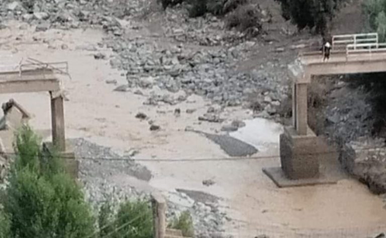 انهيار قنطرة ...الفيضانات والسيول الجارفة تعري واقع البنية التحتية ببولمان