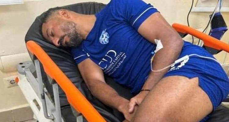 داخل الملعب.. لاعب مصري يفقد وعيه ويبتلع لسانه خلال مباراة ودية