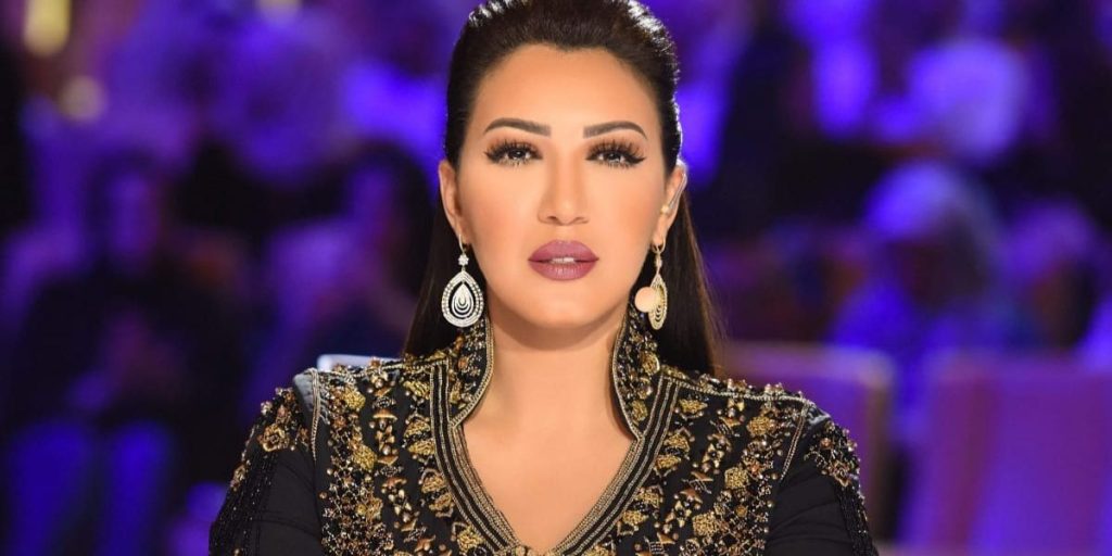 الرباط .. أسماء لمنور تتألق رفقة فنانين شباب في مهرجان “رابافريكا”