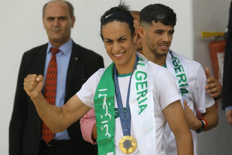 الملاكمة الجزائرية إيمان خليف