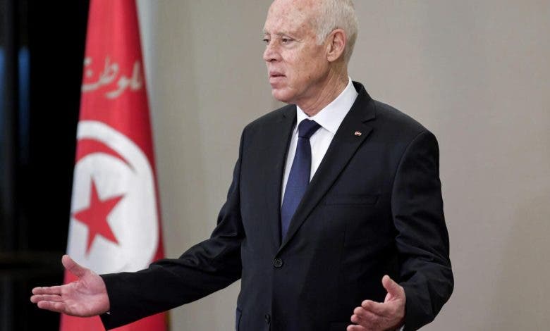 قيس سعيد يحول بلاده إلى حلبة صراع بين المافيا الإيطالية وأجهزة المخابرات 1 قيس سعيد يحول بلاده إلى حلبة صراع بين المافيا الإيطالية وأجهزة المخابرات