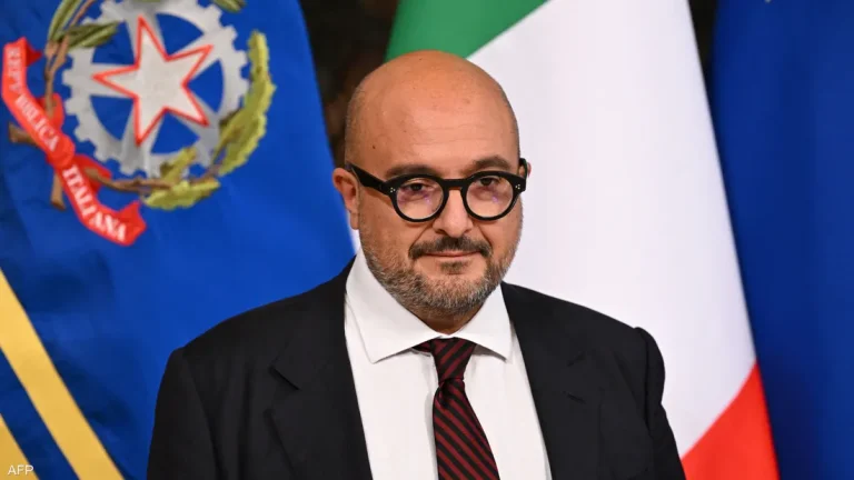 وزير الثقافة الإيطالي، جينارو سانغوليانو
