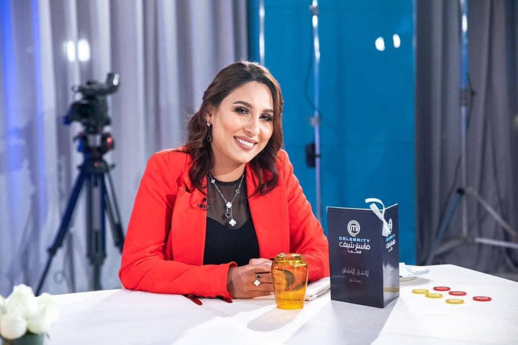الفنانة الناظورية هيام لمسيسي: "البدايات كانت صعبة، لكن بالإصرار وصلت إلى ما أنا عليه اليوم"