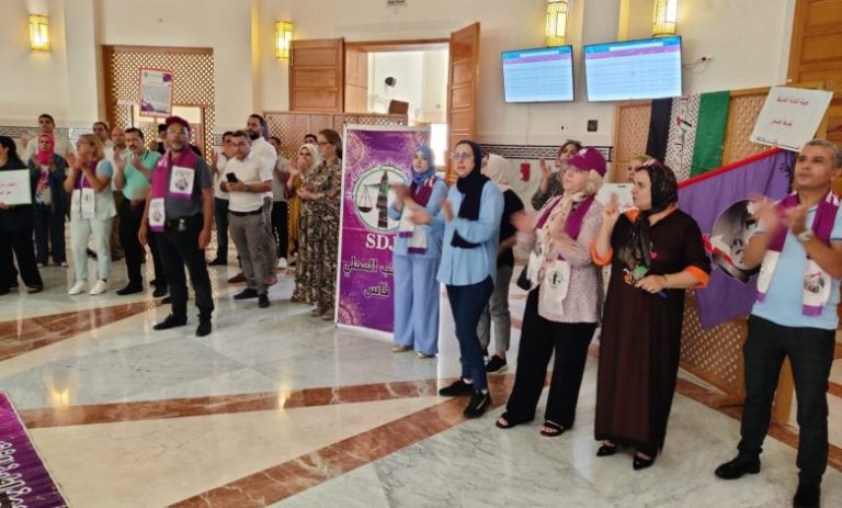 إحتقان بمحاكم فاس ووقفات احتجاجية تصعيدية على تأخير وزارة العدل لمطالبهم
