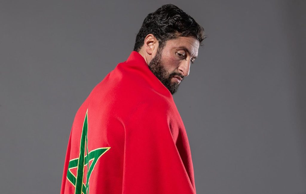 البطل المغربي في رياضة "الكيك بوكسينغ" جمال بن صديق