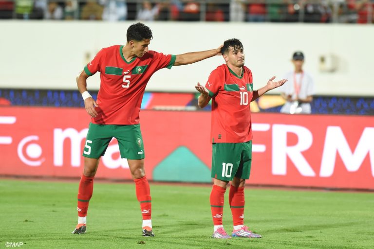 نايف أكرد و براهيم دياز بقميص المنتخب المغربي
