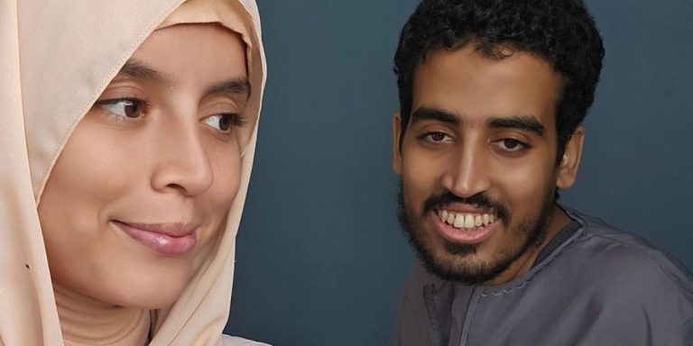 "التيكتوكر "هشام يفقد القدرة على المشي + "صورة"