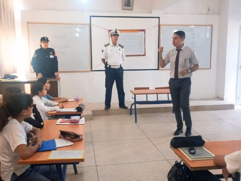 جرسيف.. الأمن الإقليمي يساهم في حملة تحسيسية في الوسط المدرسي