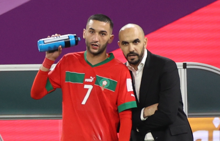 الركراكي يوضح بشأن غياب حكيم زياش عن قائمة المنتخب المغربي